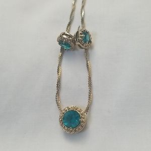 Necklace and earings